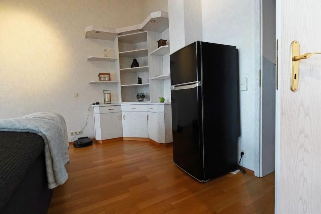 Grosse, Helle Wohnung Fuer Bis Zu 6 Personen Weinheim Kültér fotó